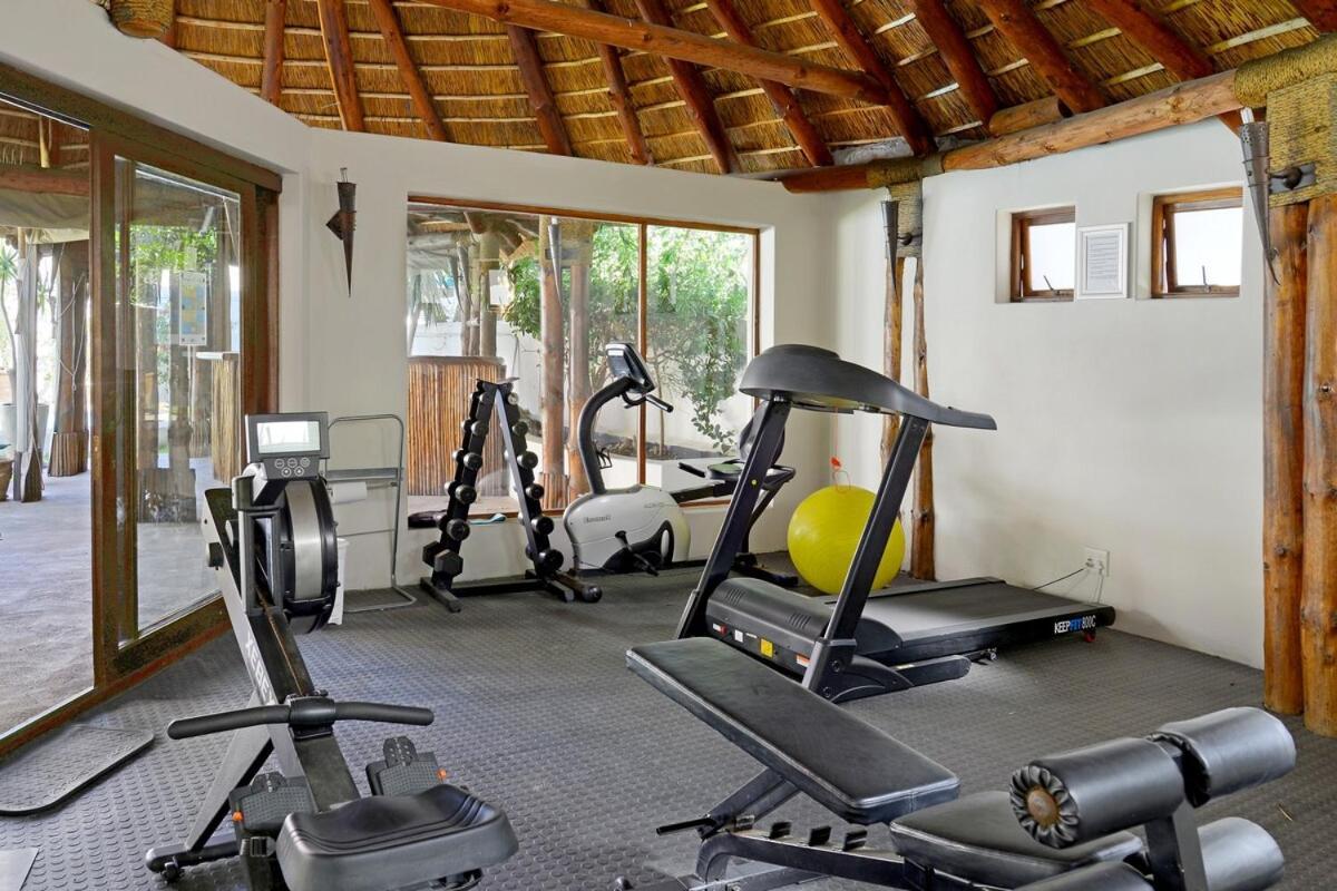 Apartment Modern Sea Point Oasis Garden, Pool & Gym Access Cape Town