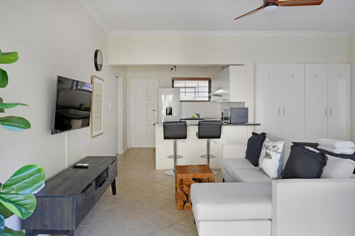 Apartment Modern Sea Point Oasis Garden, Pool & Gym Access Cape Town